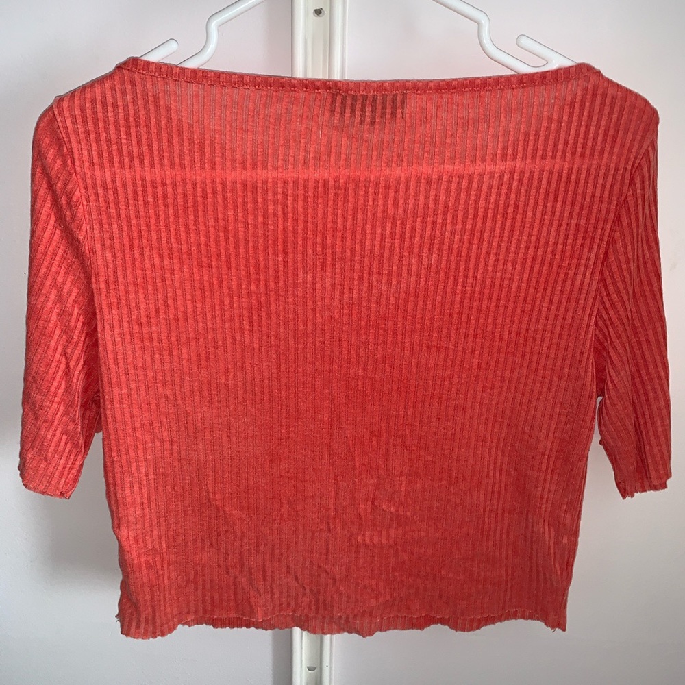 Crop top - Picture 3 of 3